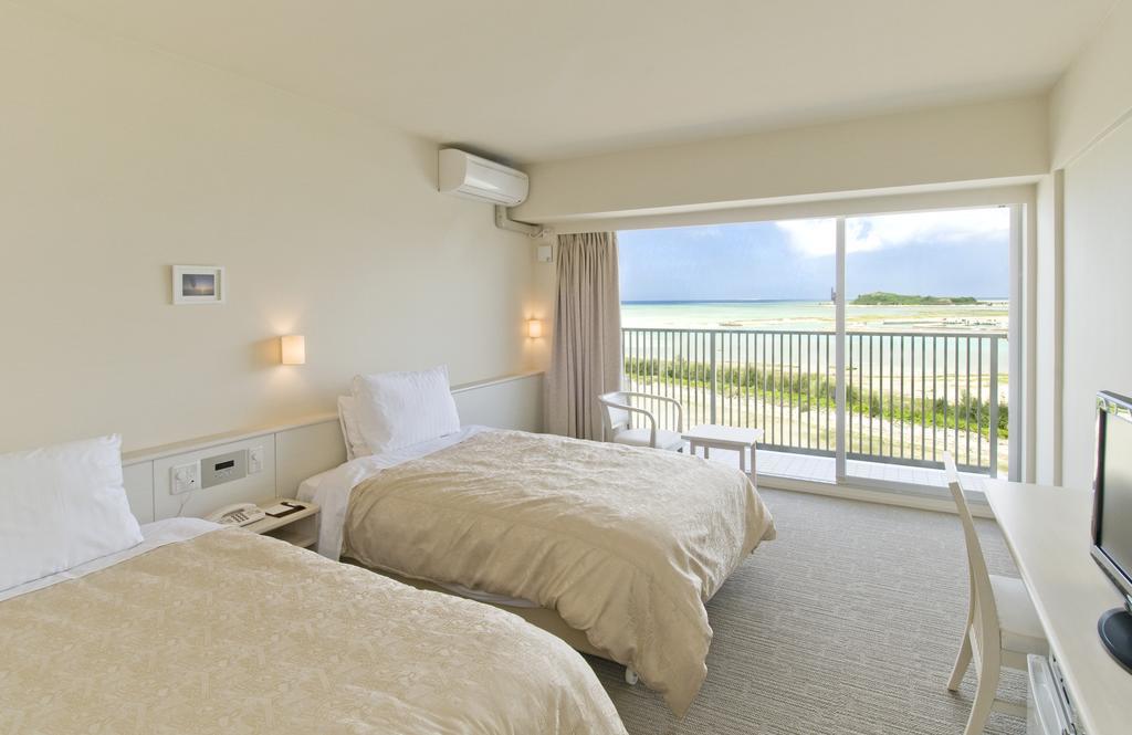 Hotel Gran View Garden Okinawa Tomiguszuku Kültér fotó